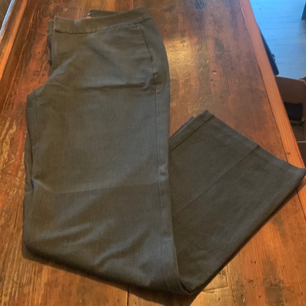 Dockers Womens Boot Leg Stretch Dress Pants Stain Defender Gray Size 8 Medium